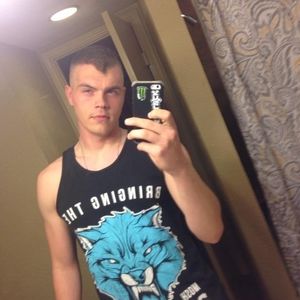 Meet your Posher, Avery